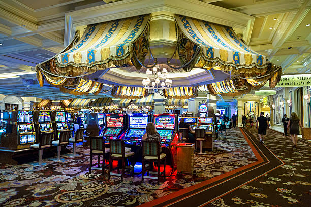 303vip platform showing sportsbook, live dealer, and slot game categories